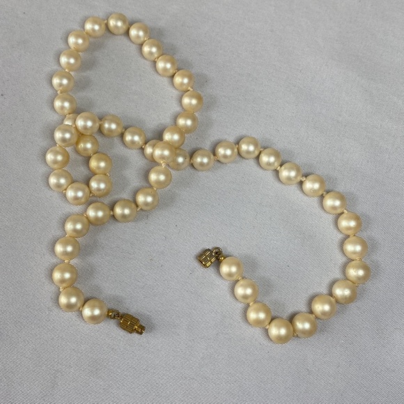 Vintage petite single strand pearl bead necklace - Picture 5 of 5